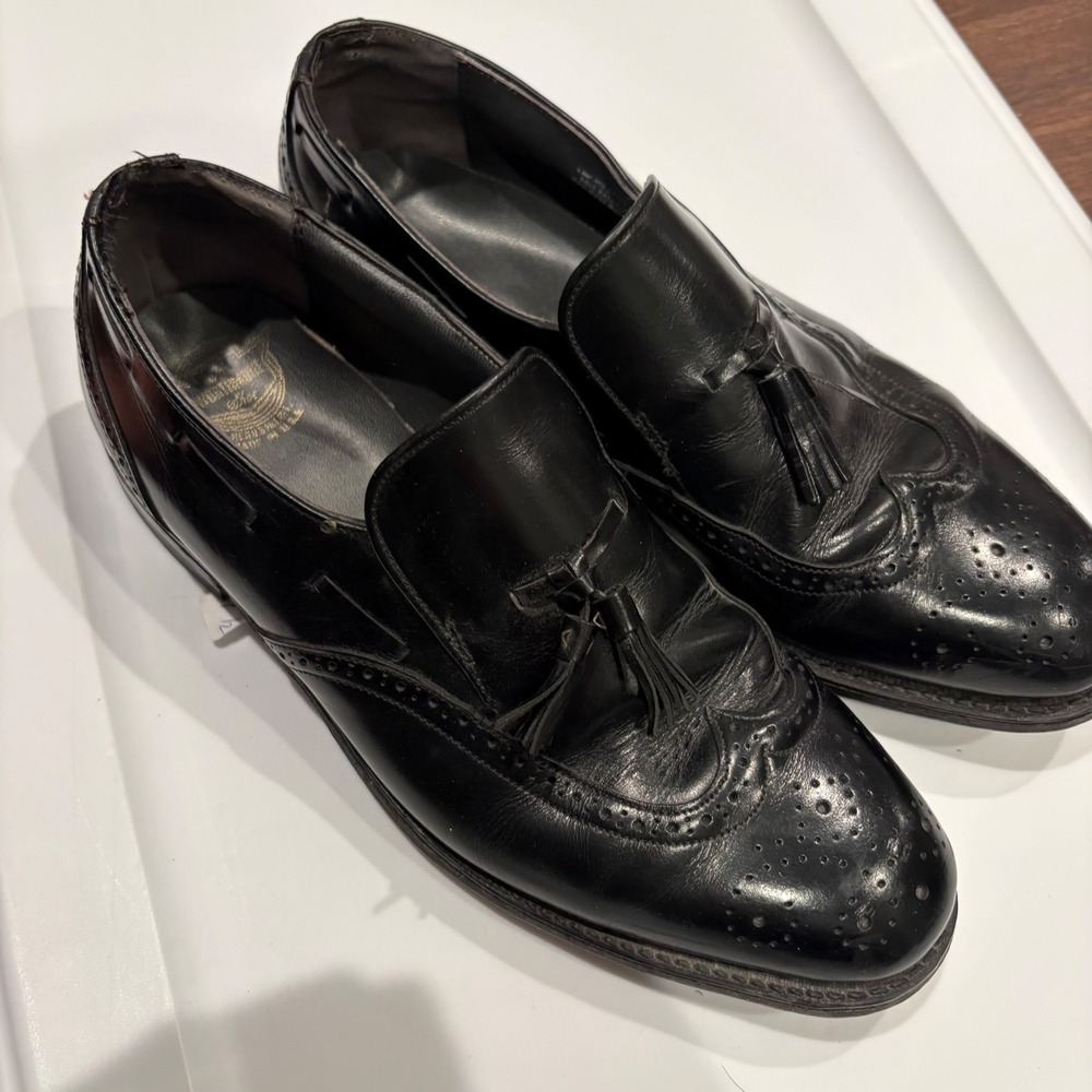 VTG Florsheim Men Tassel Loafer Grandpacore 9.5 Black Wingtip Dark Academia Shoe